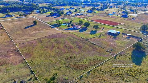 202 County Road 3470 Paradise TX 76073