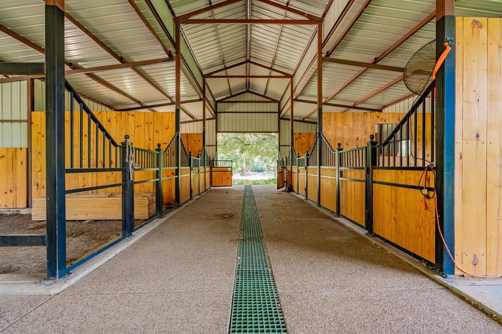 E & T Farms - Residential