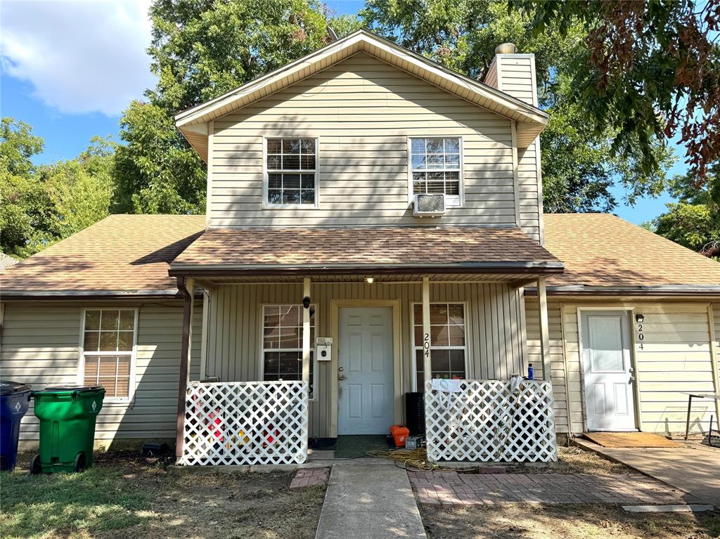 204 University Avenue