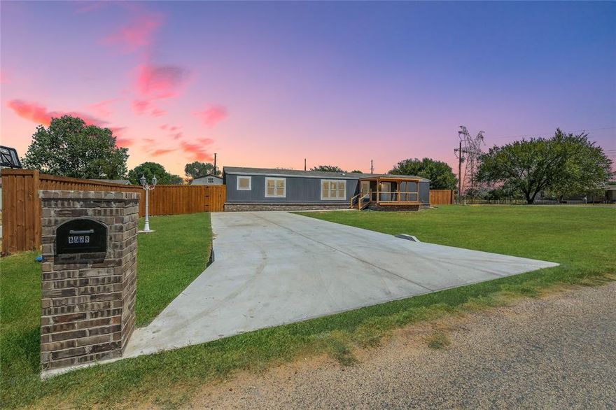 NEW! Explore the charm, elegance, & countless features in this HOME. The living room welcomes you with a warm ambiance and curated color palette. Stylish beamed ceiling, bright LED lights, & decorative paneling set the scene for relaxation. The kitchen, with its oversized island, is a culinary haven, Equipped with a 42” cabinet system that offers ample storage for your kitchen essentials, it also boasts a white farmhouse sink and conveniently organized cabinets with shelves. High-quality black appliances, including a refrigerator, stove, dishwasher, vent-a-hood, and water heater, stand ready to assist you in your culinary endeavors. Located on a premium corner lot with easy access to the BEAUTIFUL lake and so much more. Enjoy the privacy of an 8-foot cedar fence,  and the oversize front porch decorated with quality cedar wood. The electrical power lines have been installed underground this is to ensure reliability & safety. More to describe..NO RESTRICTIONS.. COME SEE & CALL THIS HOME