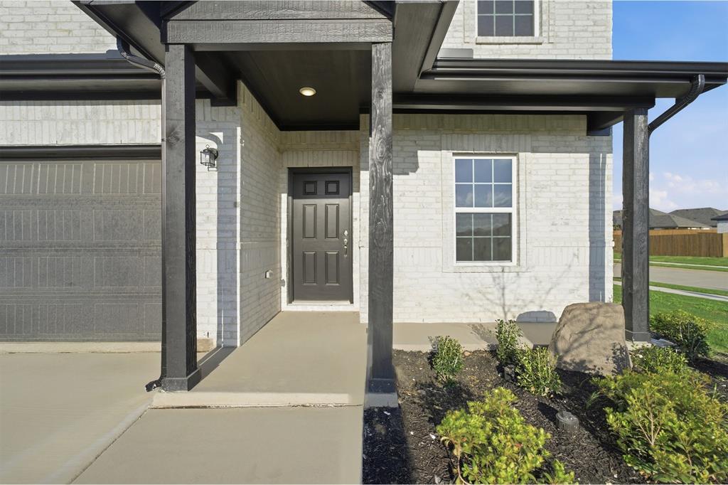 7500 Santolina Drive