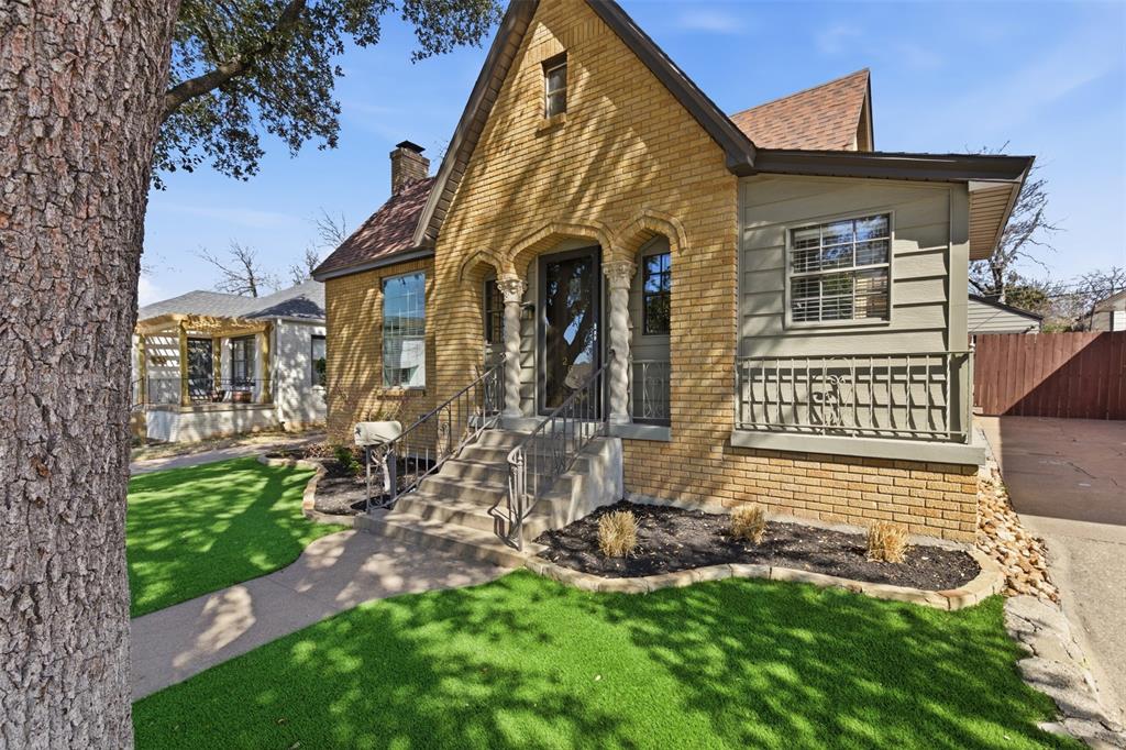 2627 Forest Park Boulevard