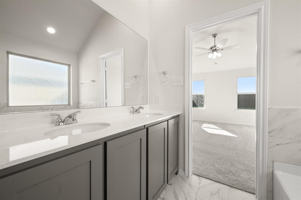 Myrtle Creek - Residential