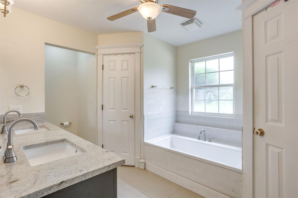 Applewood Estates - Residential