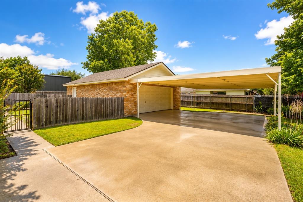 Applewood Estates - Residential