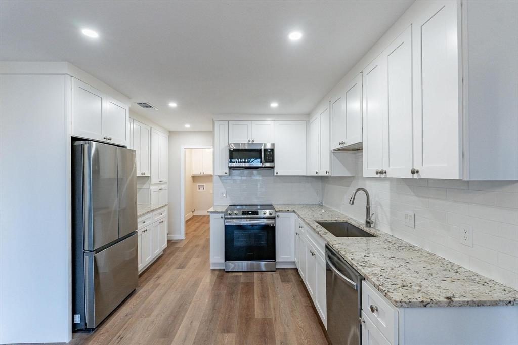 Castle Oaks Add - Residential