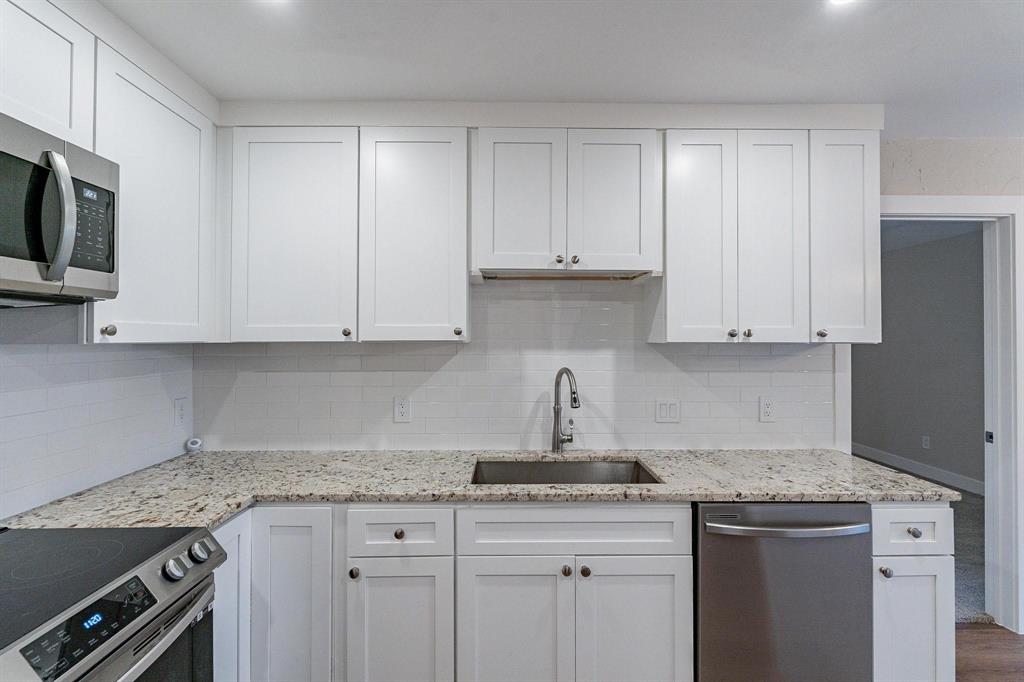 Castle Oaks Add - Residential