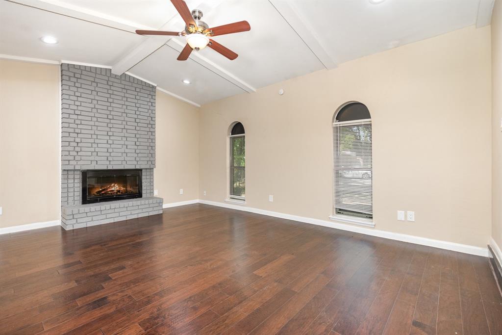 1420 Cross Bend Road