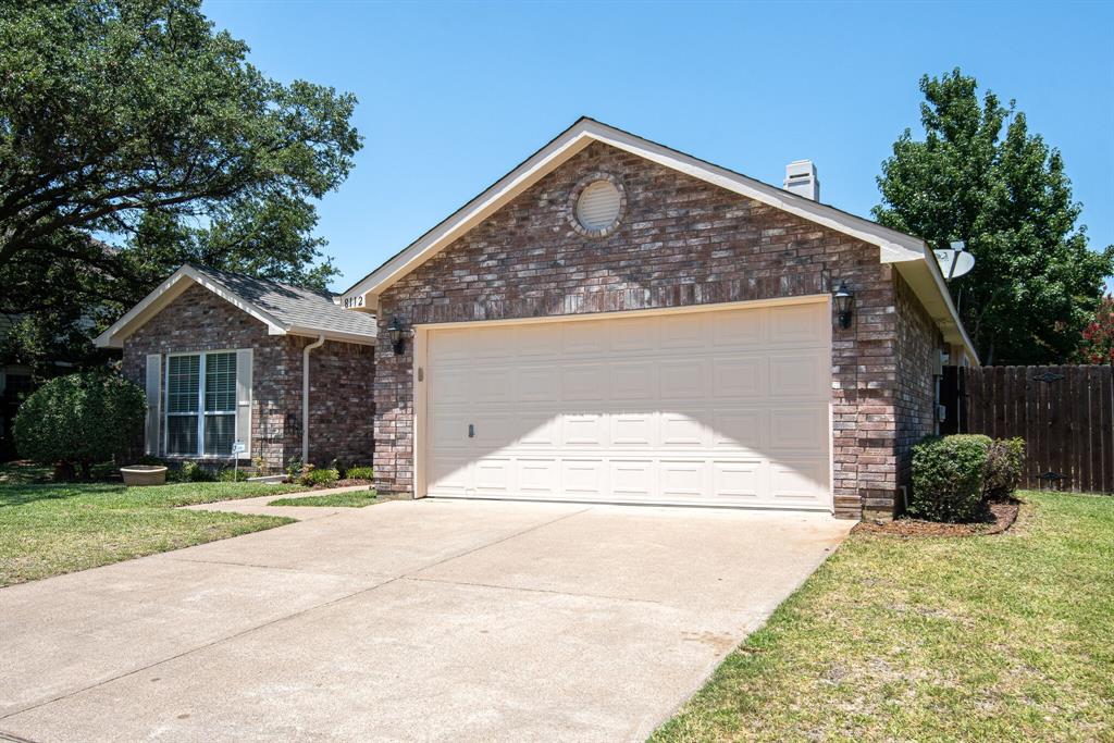 8112 Autumn Run Lane