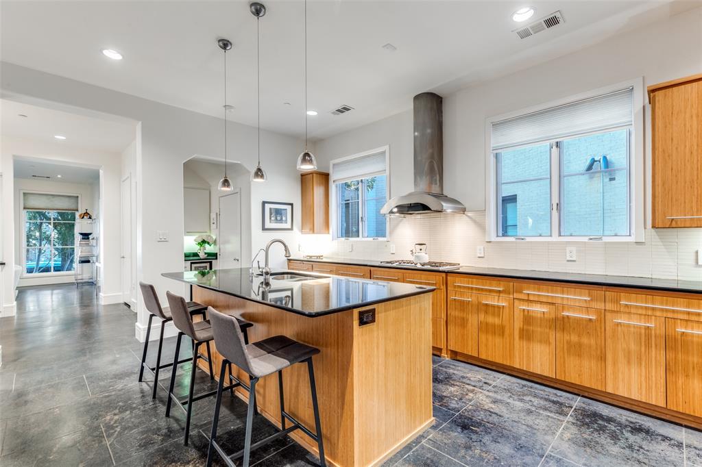 Hawthorne Bend Condos - Residential