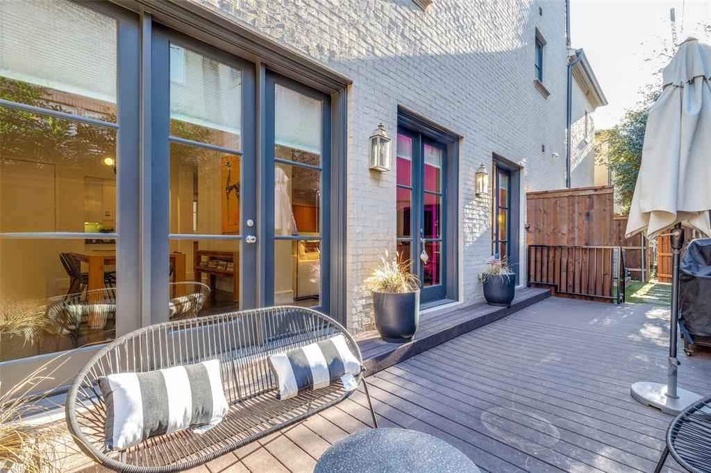 Hawthorne Bend Condos - Residential