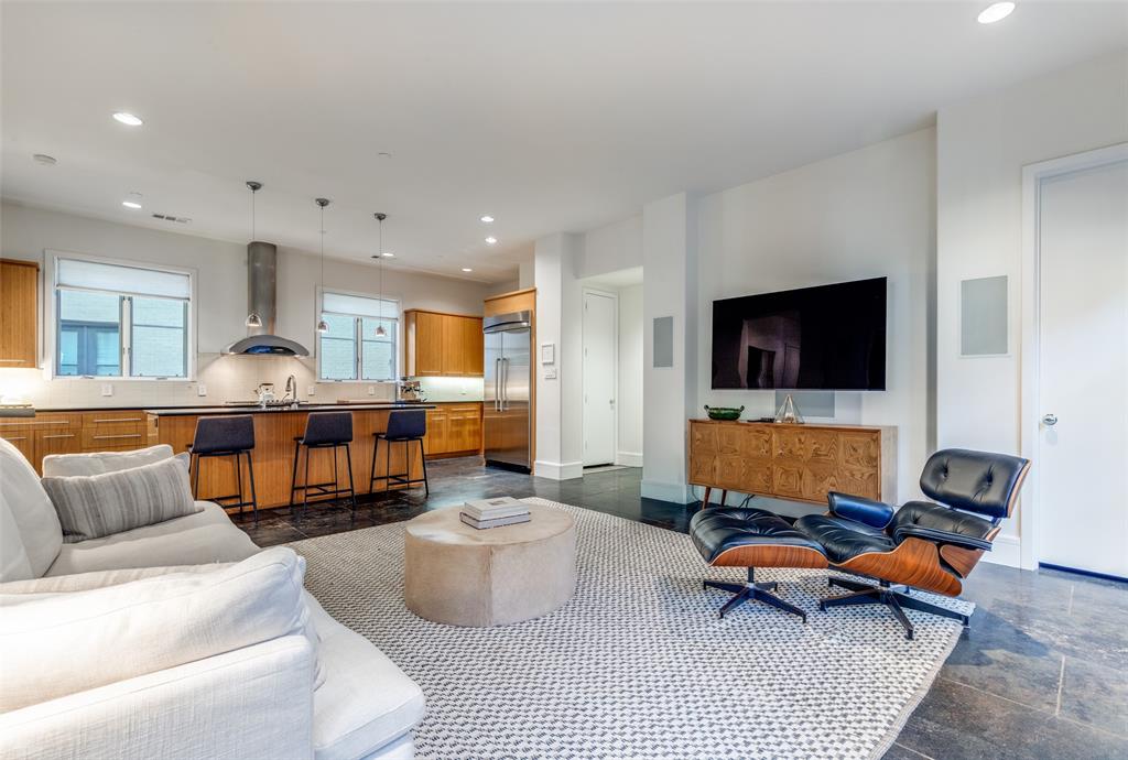 Hawthorne Bend Condos - Residential