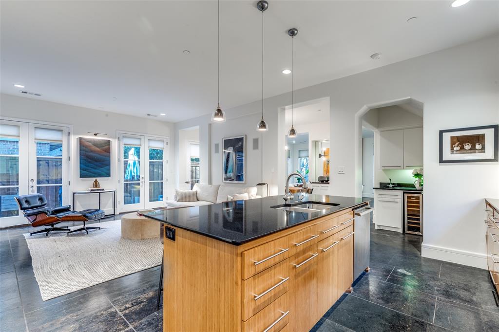 Hawthorne Bend Condos - Residential