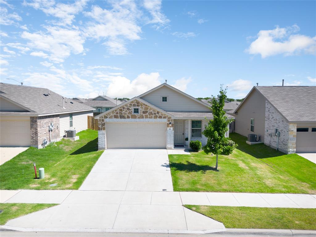 320 Red Rock Trail