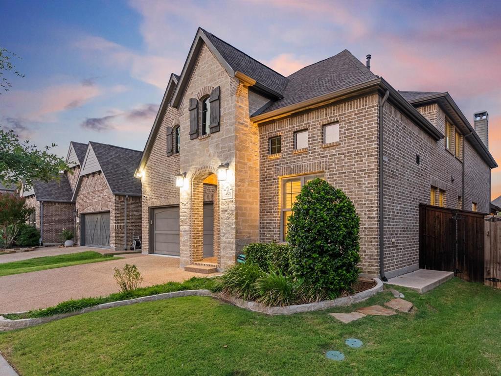4528 Sir Craig Drive