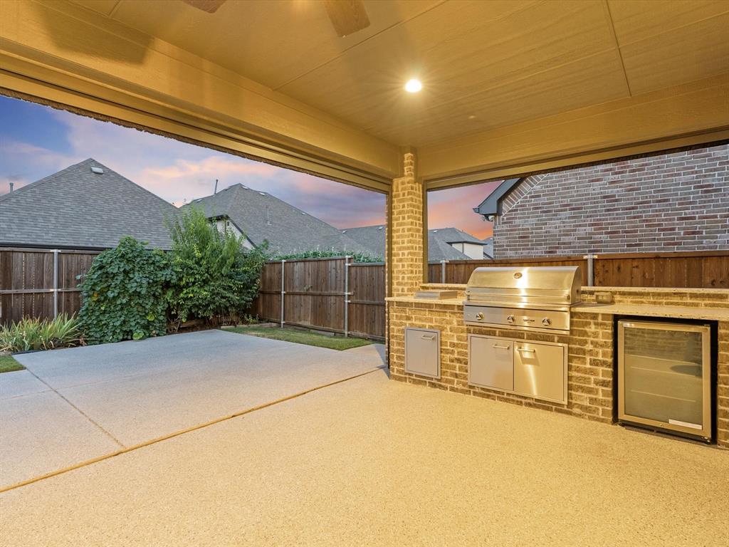 4528 Sir Craig Drive