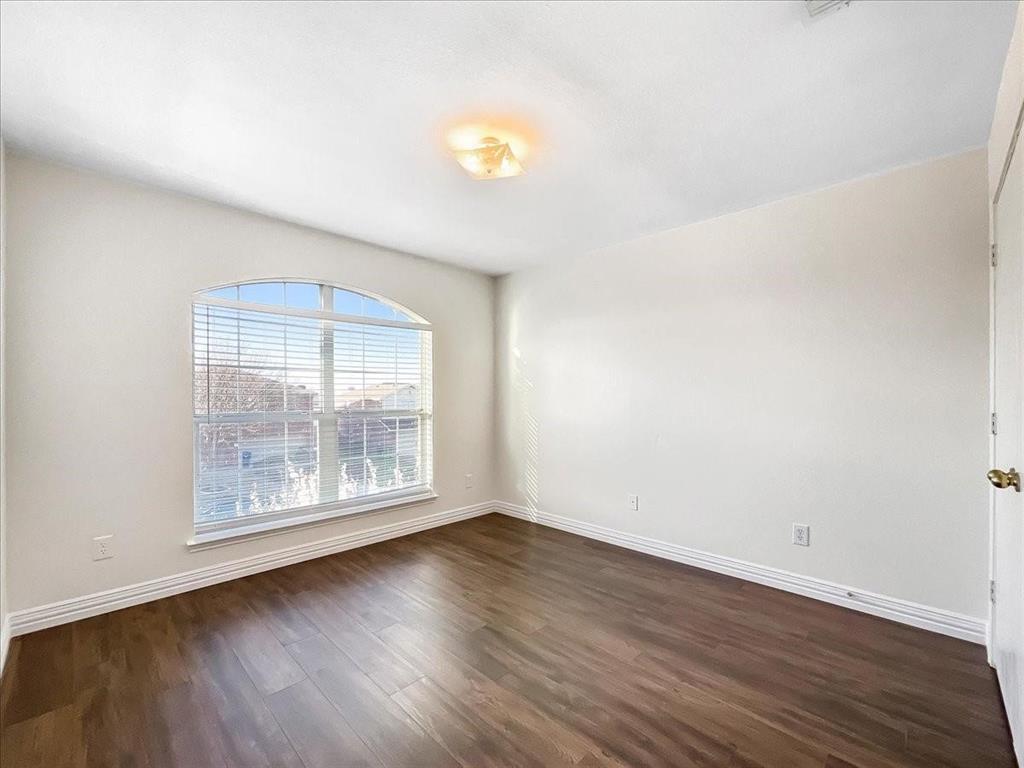 Sandy Glen Phase II (CMC) - Residential Lease