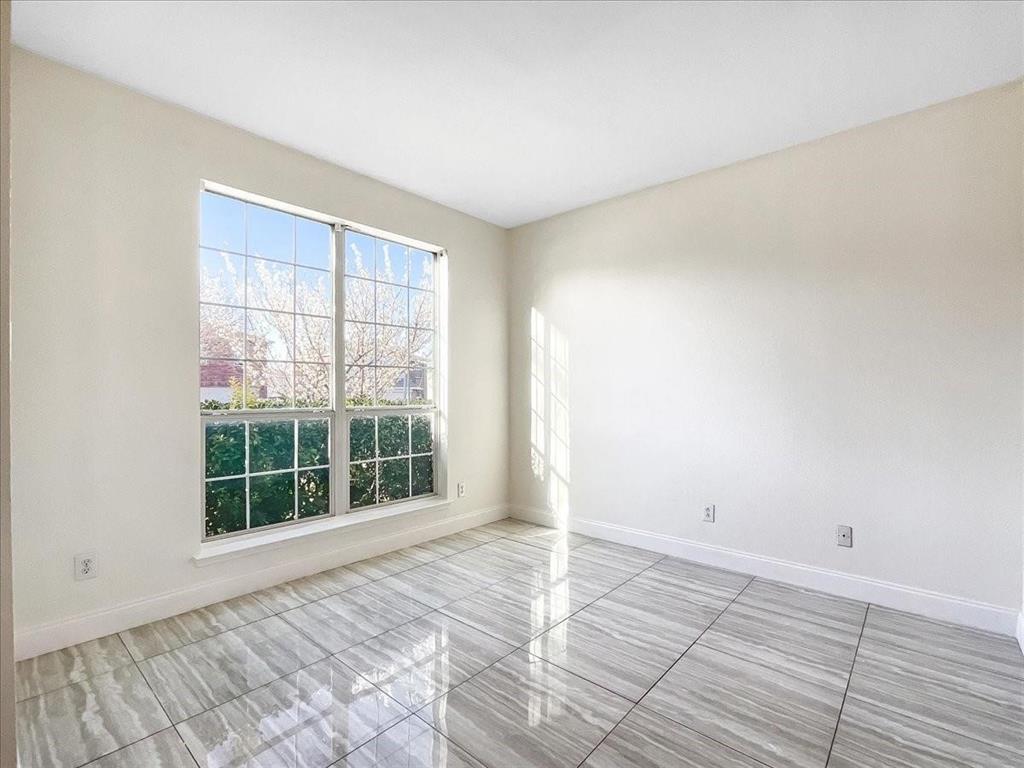 Sandy Glen Phase II (CMC) - Residential Lease