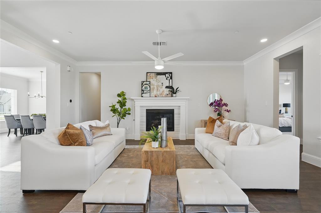 1090 Peppy San Drive