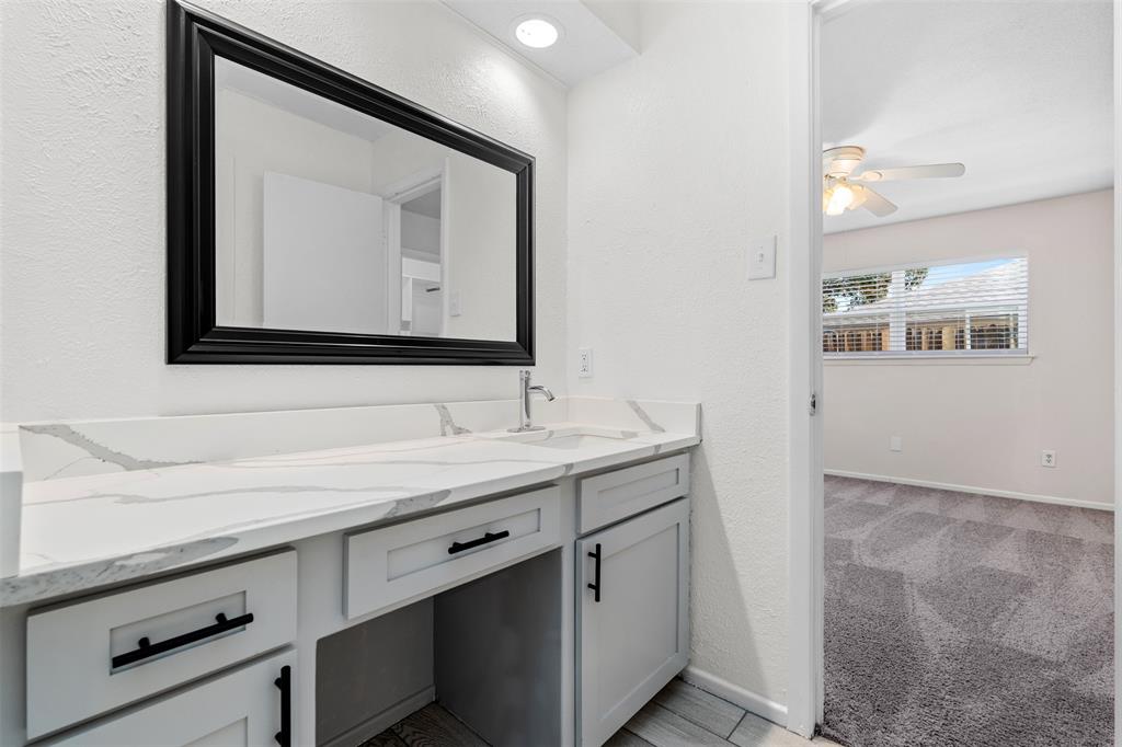 Overton West Add - Residential Lease