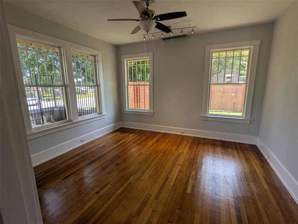 Edgewood - Commercial Sale