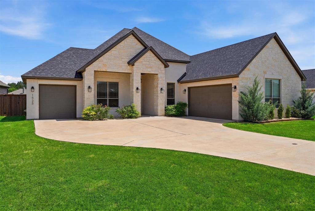 1525 Blue Lake Drive