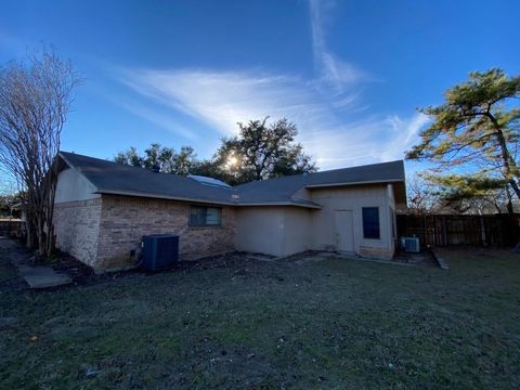 A home in Duncanville