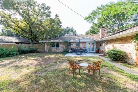 Tiny photo for 2605 Natalie Drive, Plano, TX 75074 (MLS # 21101309)