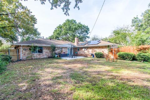 Tiny photo for 2605 Natalie Drive, Plano, TX 75074 (MLS # 21101309)