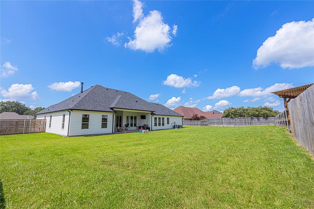 COUNTRY CLUB ESTATES III - Residential