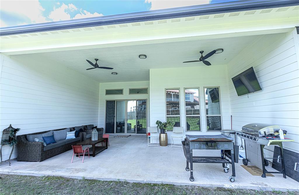 COUNTRY CLUB ESTATES III - Residential