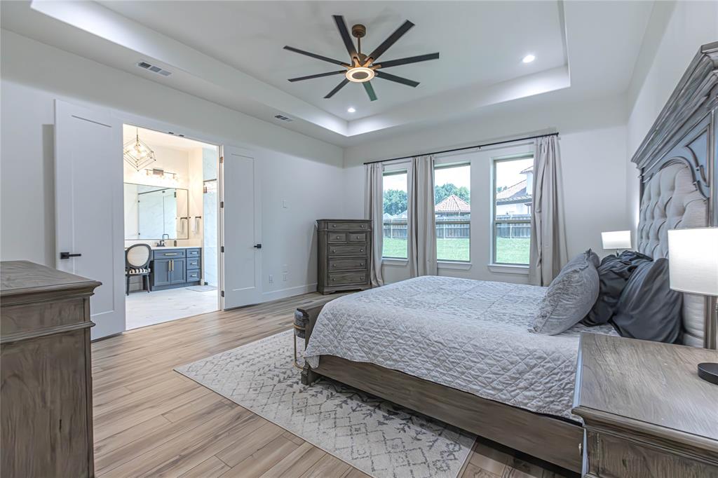 COUNTRY CLUB ESTATES III - Residential