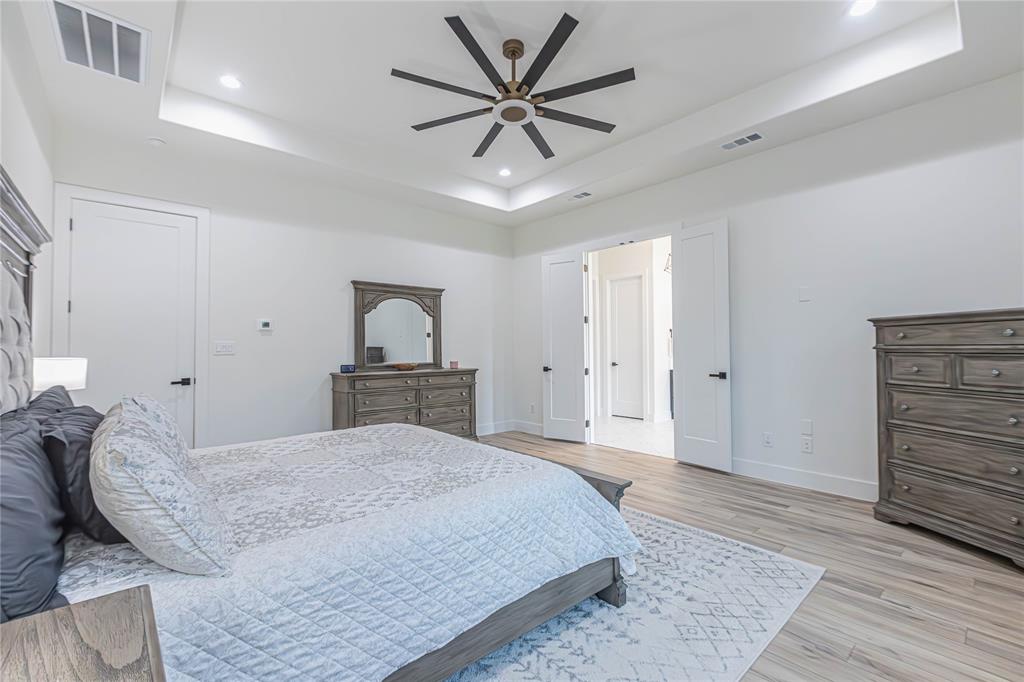 COUNTRY CLUB ESTATES III - Residential