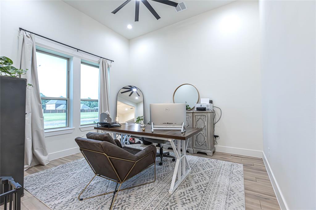 COUNTRY CLUB ESTATES III - Residential