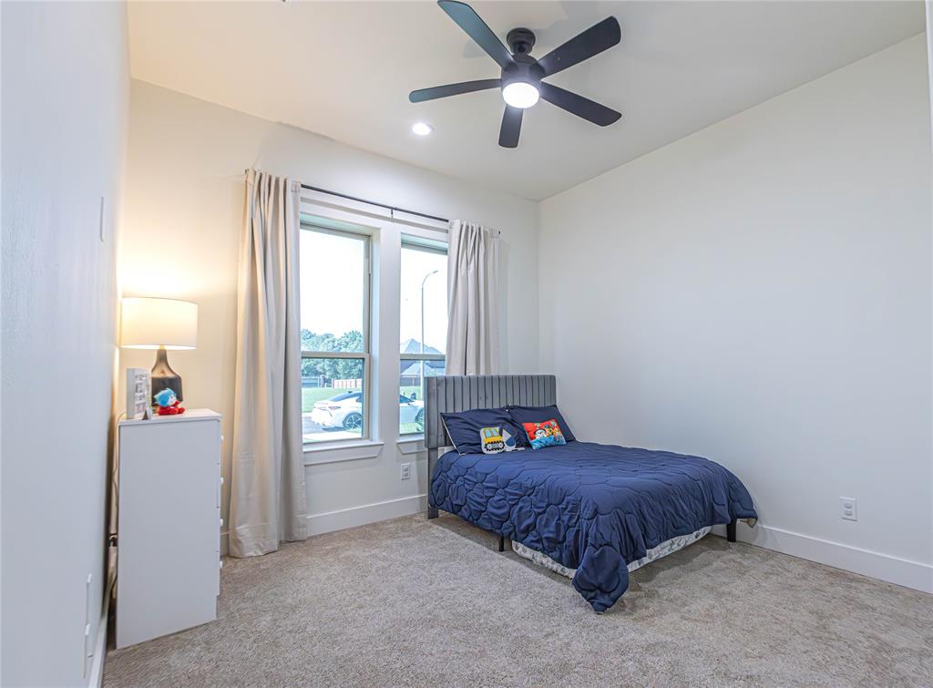 COUNTRY CLUB ESTATES III - Residential