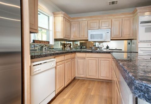 Tiny photo for 16300 County Road 255, Poetry, TX 75160 (MLS # 21191989)