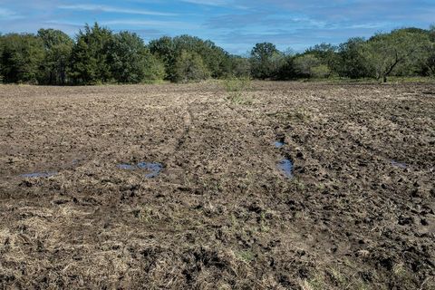 Tiny photo for 16300 County Road 255, Poetry, TX 75160 (MLS # 21191989)