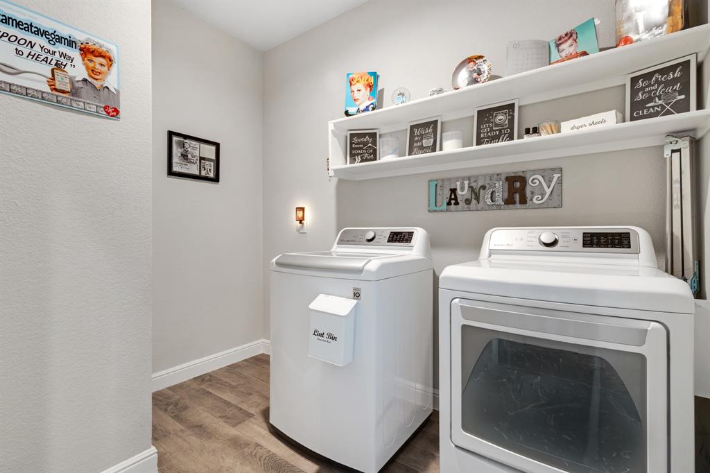 TRAILS OF ELIZABETH CREEK - Residential