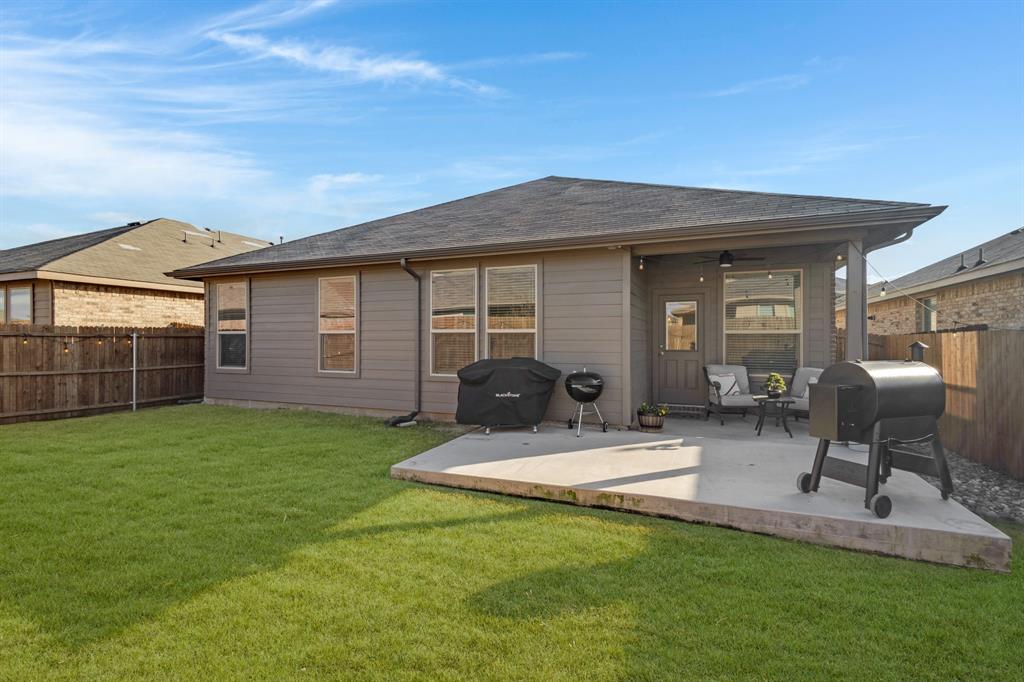 TRAILS OF ELIZABETH CREEK - Residential