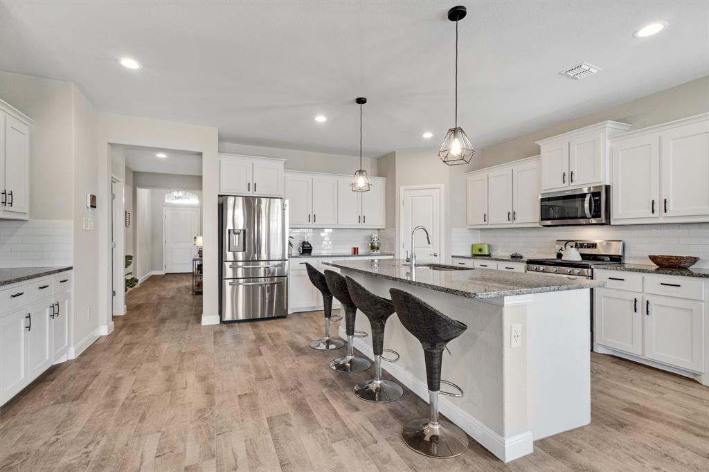 TRAILS OF ELIZABETH CREEK - Residential