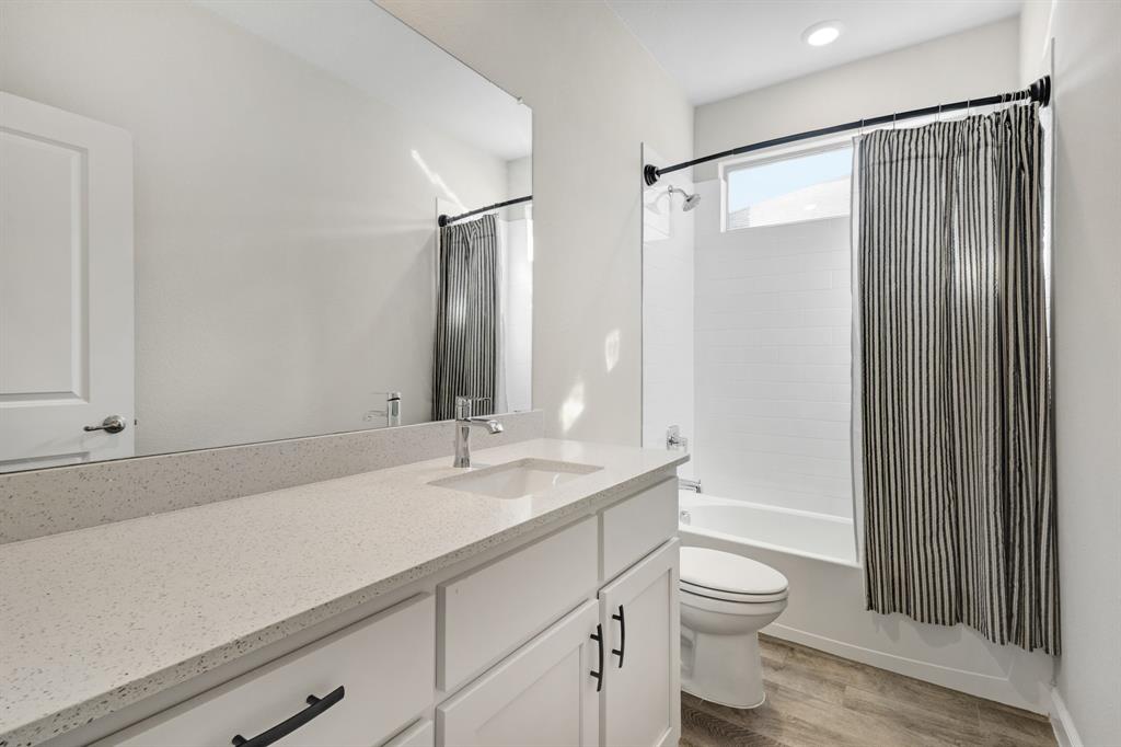 TRAILS OF ELIZABETH CREEK - Residential