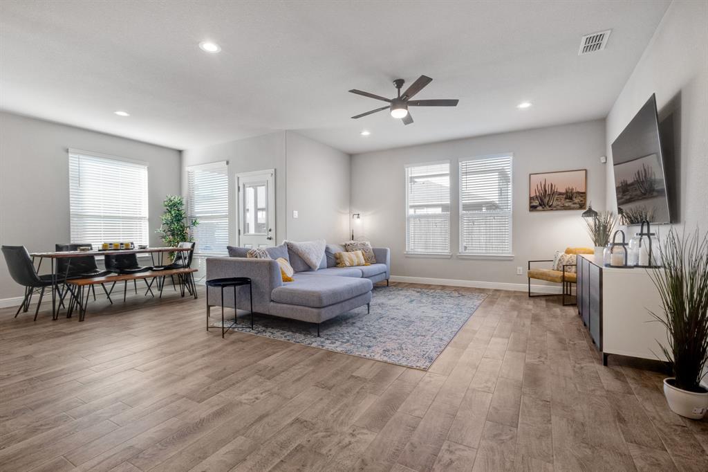 TRAILS OF ELIZABETH CREEK - Residential