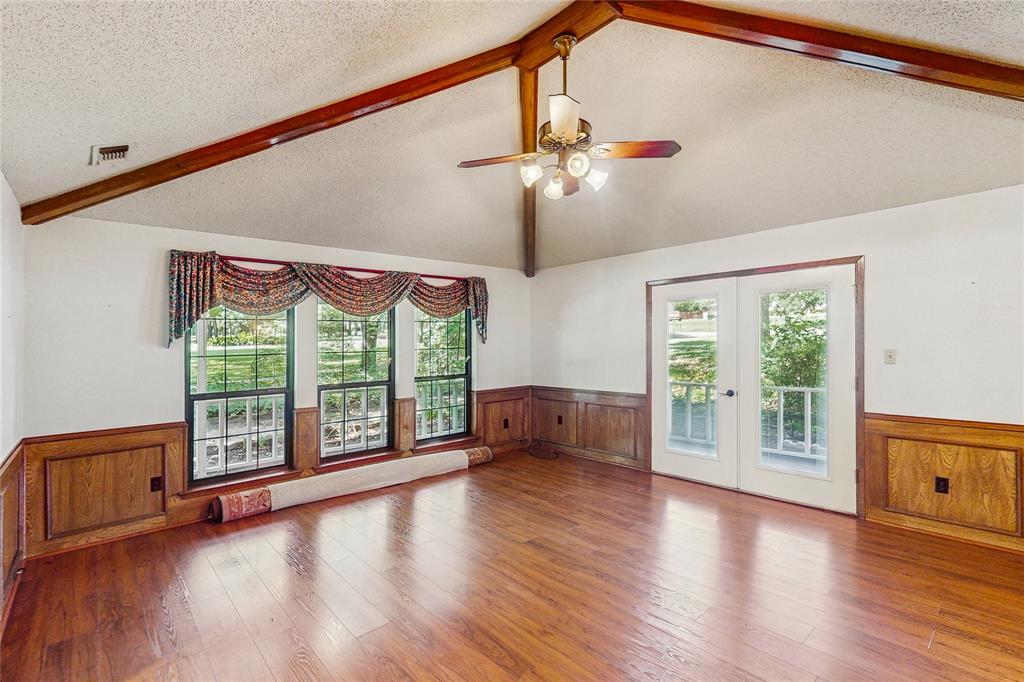 917 Hillside Drive