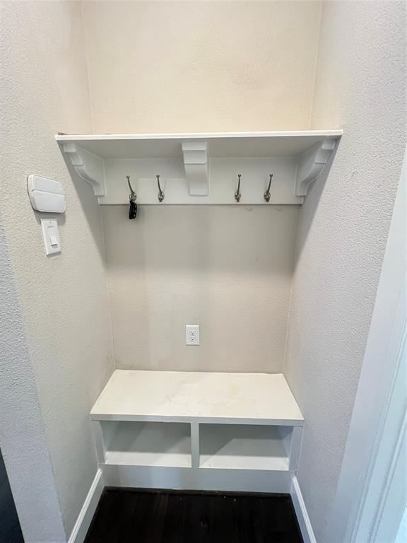 Highland Court - Residential Lease