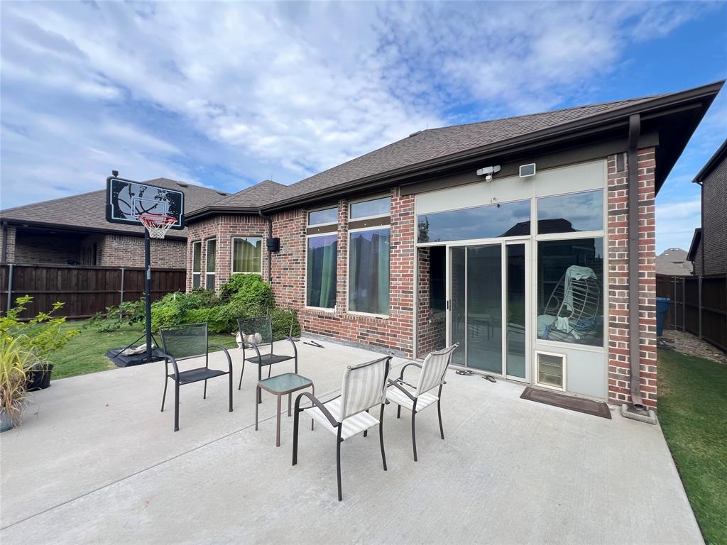 Highland Court - Residential Lease