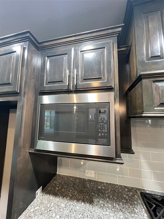 Highland Court - Residential Lease