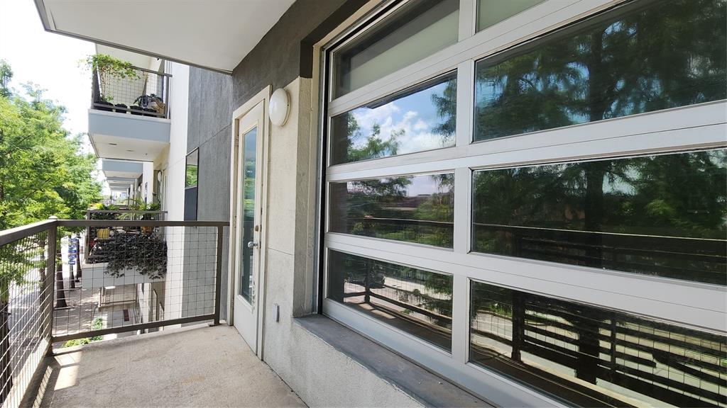 Buzz Condo - Residential Lease