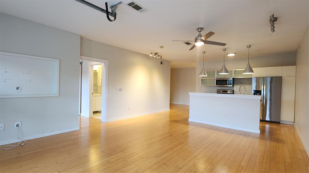 Buzz Condo - Residential Lease