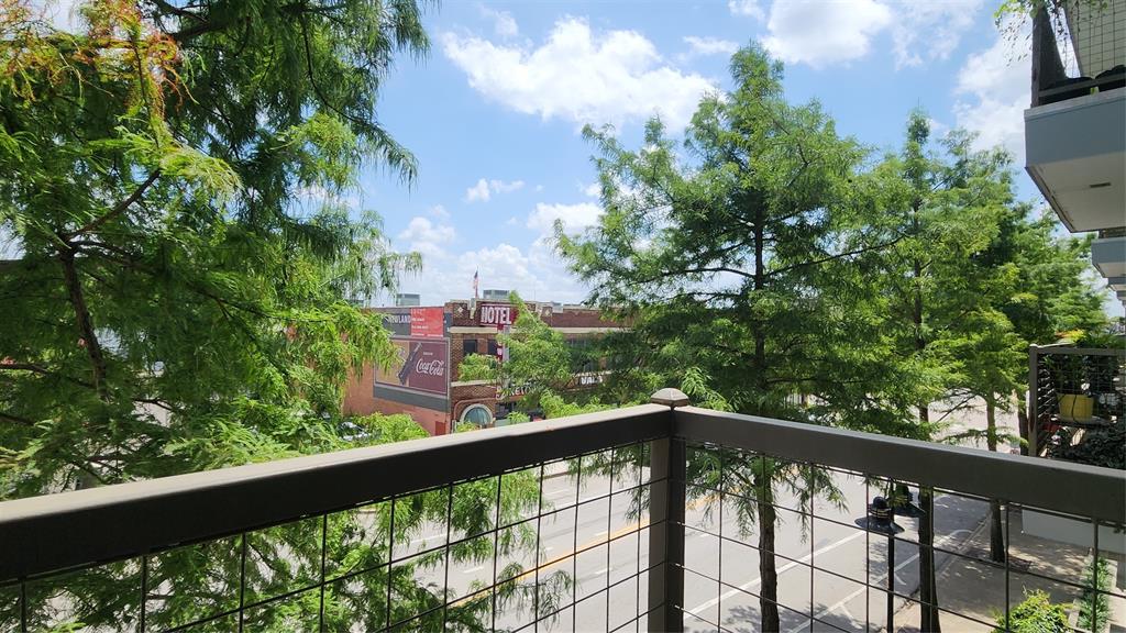 Buzz Condo - Residential Lease