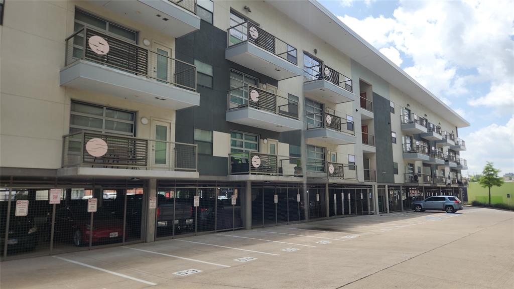 Buzz Condo - Residential Lease